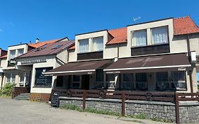 Restaurace a penzion U Jezírka